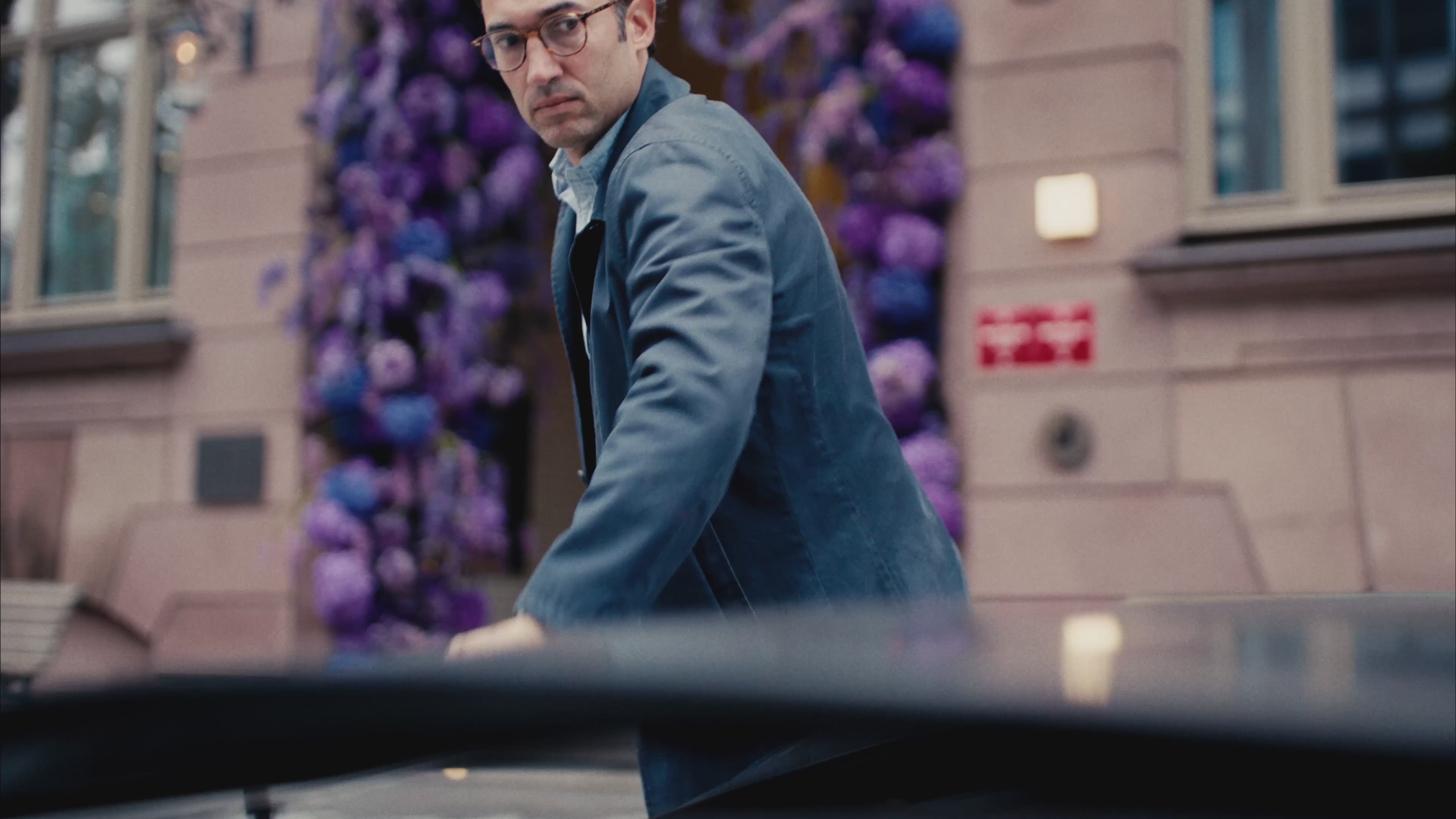 Video laden: Luxuriöses Uhrenreiseetui TimeTraveller aus Aluminium von CWM Masterpieces